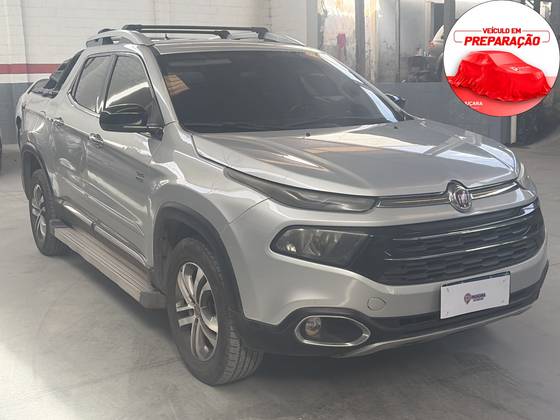 FIAT TORO 2.0 16V TURBO DIESEL VOLCANO 4WD AT9 FIAT TORO 2.0 16V TURBO DIESEL VOLCANO 4WD AT9